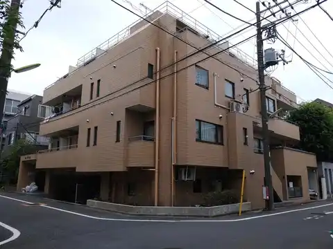 カーサ下馬