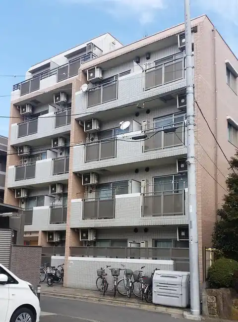 シャイン・トール