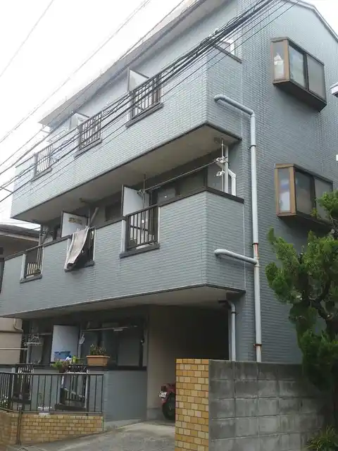 ハイツ石川