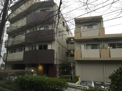 ガーデンハウス柿の木坂
