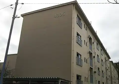 竹山団地4305号棟