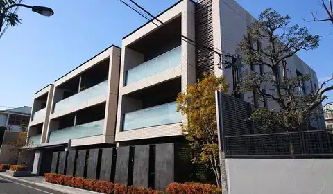 パークナード目白御留山