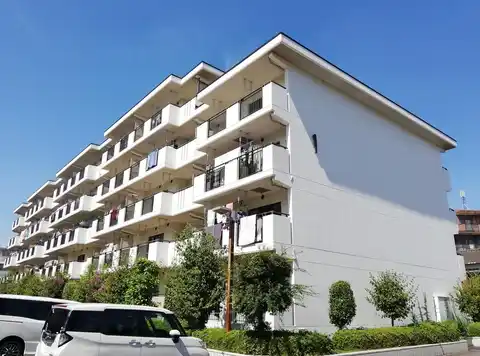 上平間住宅1号棟