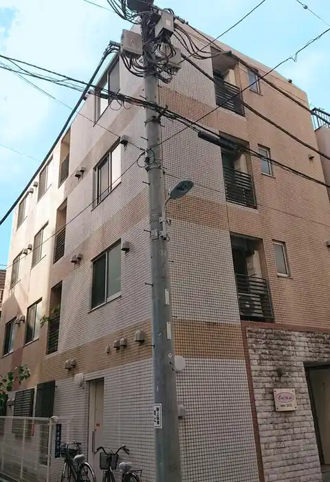 セラヴィ壱番館