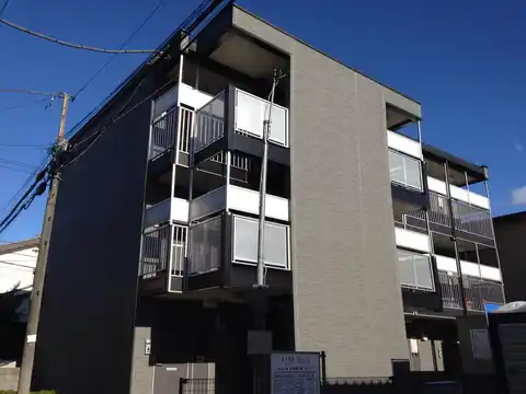 レオパレスWING