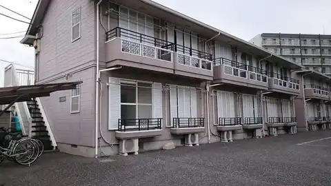 ビバリーヒルズ2号館