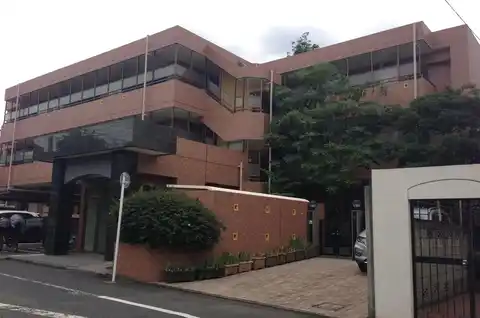 グラウンハイツ