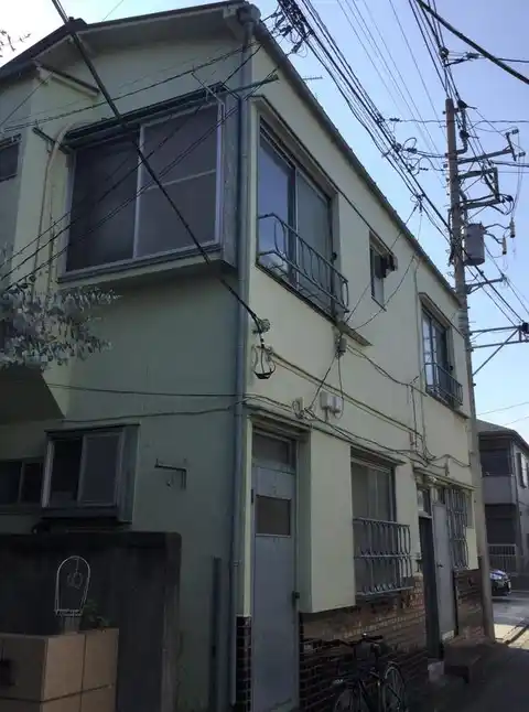 アレイ・アカネ