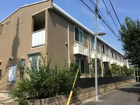レオパレス小日向