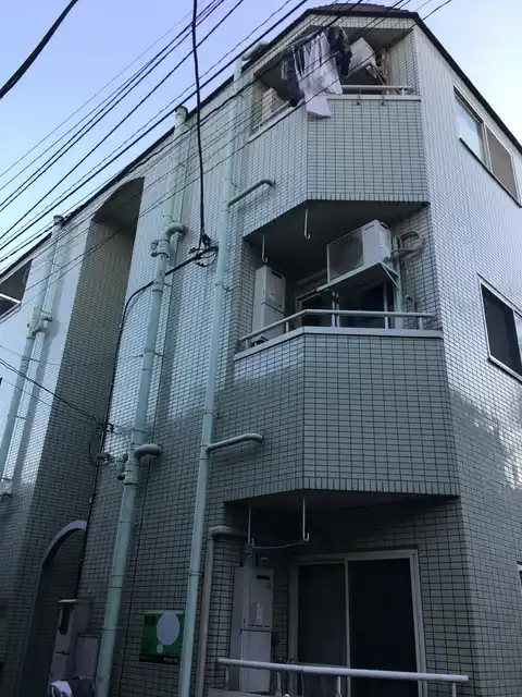 アヴァンセ