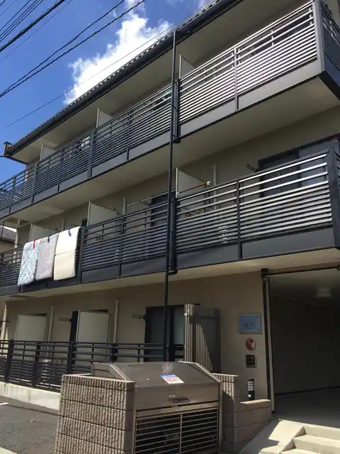 レオネクスト見沼 コヅチ
