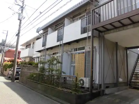 ハイツ石井