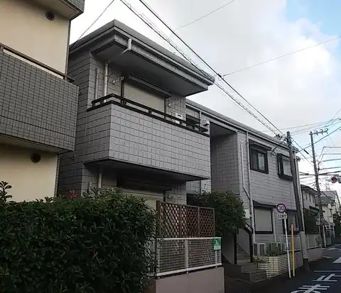 フローラ大倉山