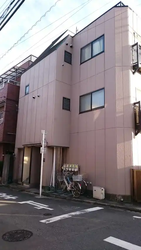 ファミリアカネコ