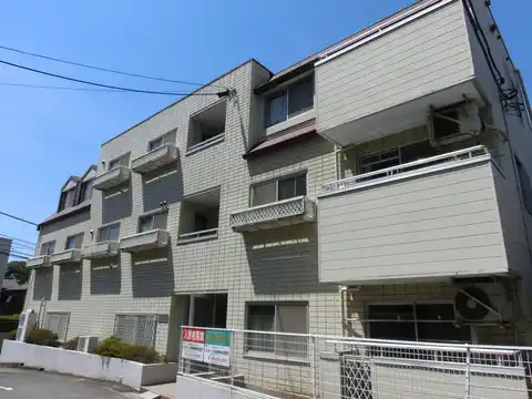 メゾンプルニエ