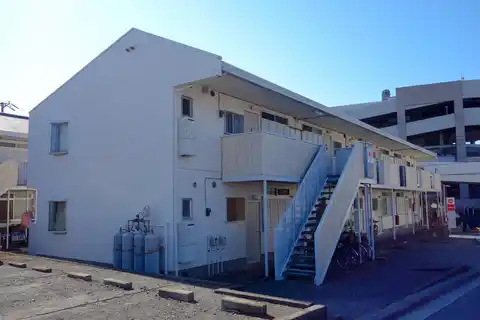 メゾンなかC棟