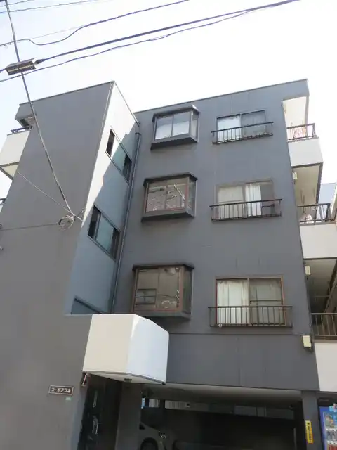 コーポアラキ