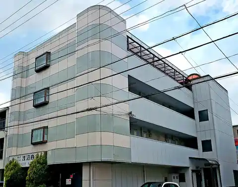 メゾンラクシュミー