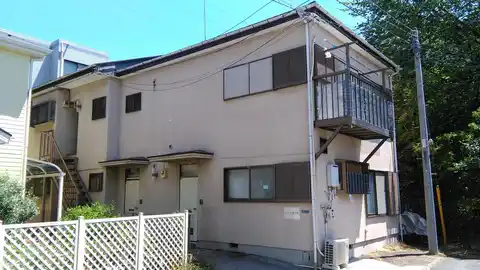 リベロ王禅寺西