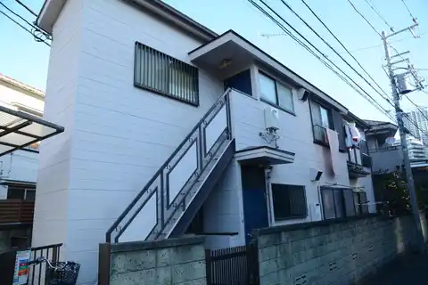 ホワイトパレス