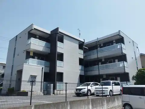 リブリ・CREST YANAGISAKI