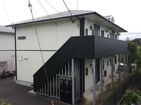 ラ・プルミエールII