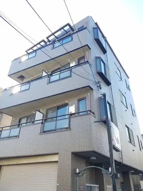 ラ ジェンテ ユウ