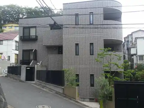 ルナ・コート
