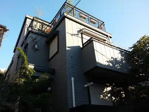 メゾンエクウス