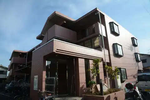 シェソワ宮内