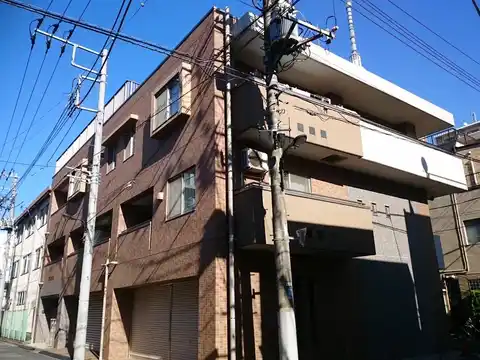ワイズ・スクエア
