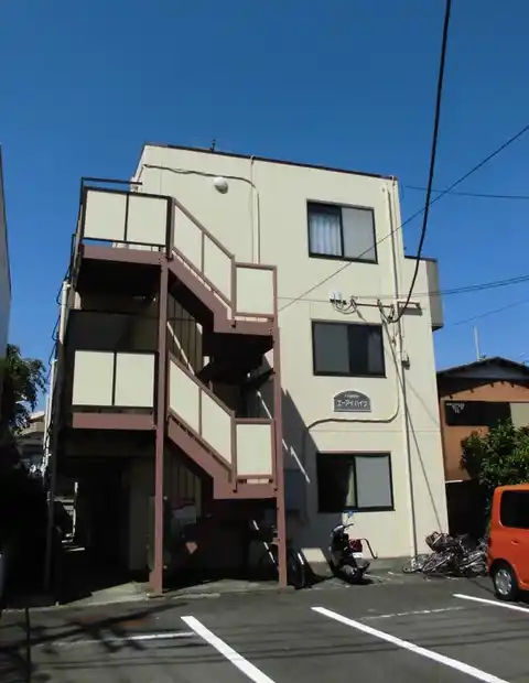 エーアイハイツ