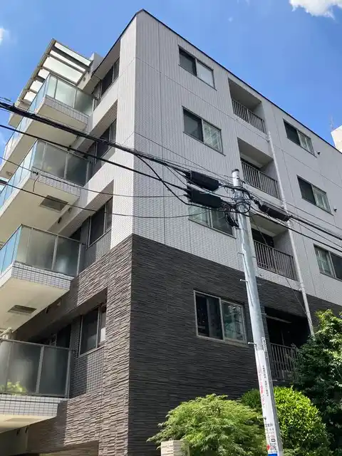 ベリスタ四谷大京町