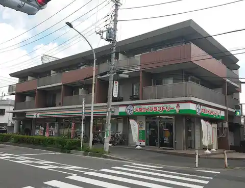 ハックベリーハイツ