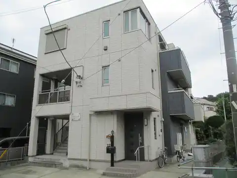 シャーメゾン日野