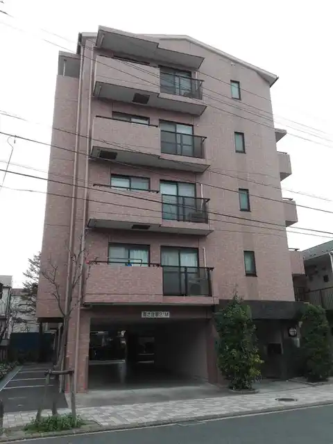 西亀ラスハウス