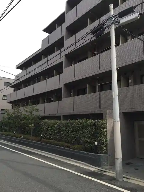 ルーブル早稲田六番館