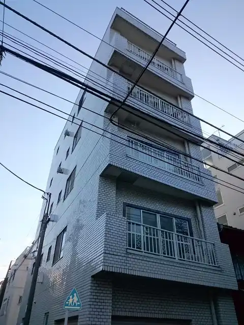英和マンション