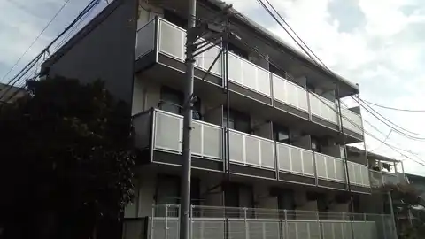 レオパレス七国館