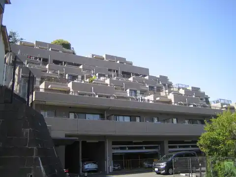 ライオンズテラス弘明寺