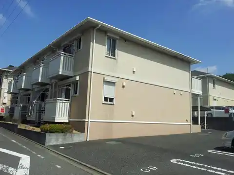 クレール四季彩の丘六番館