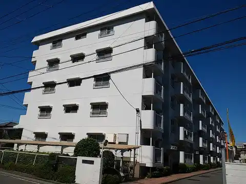 クイーンハイツ大倉山