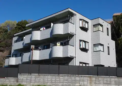 ラフォーレ末長
