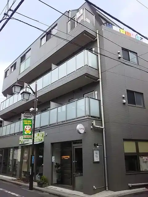 アヴィオ