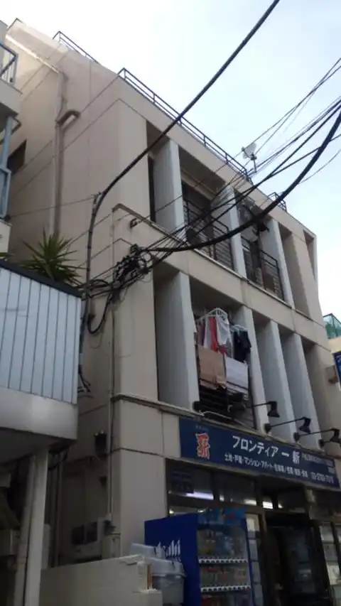 フロンティア一新