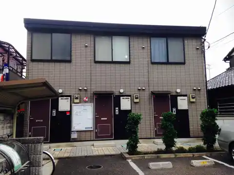 レオパレスたかはな