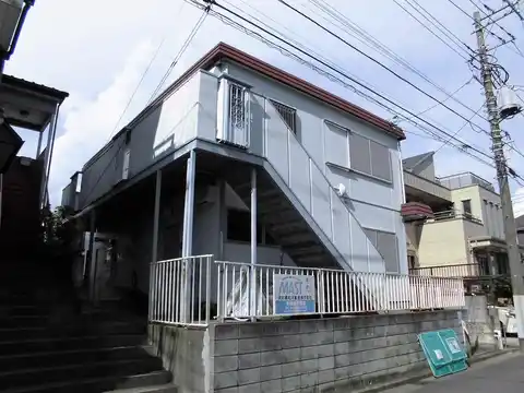 ベルメゾン本郷台