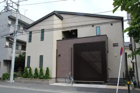 レオーネ川崎