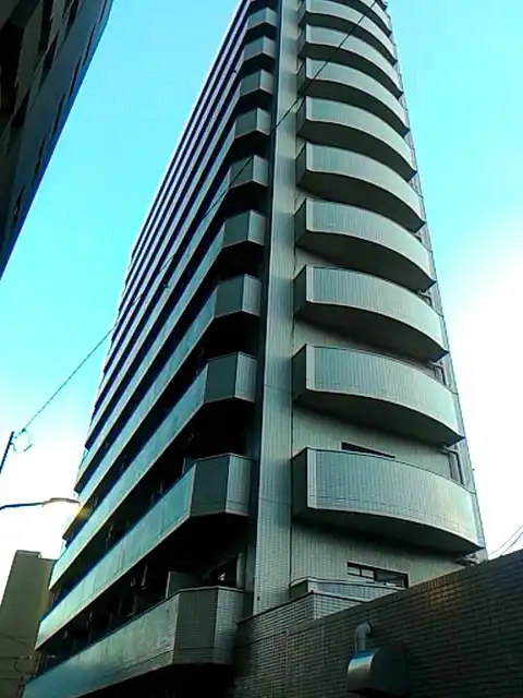 グローリア初穂椎名町