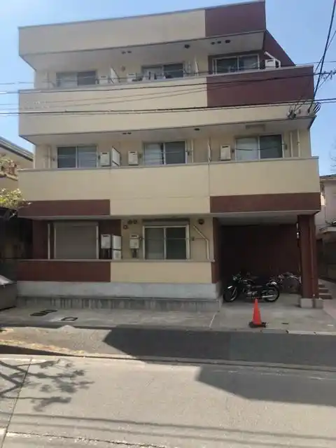 ボンヌ・シャンス